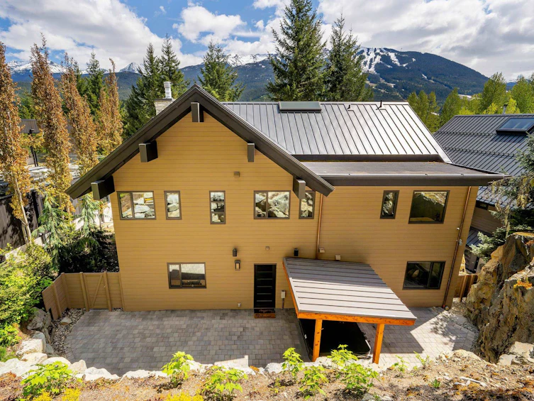 7441 Treetop Lane, Whistler, BC, V8E 0E9 - 36