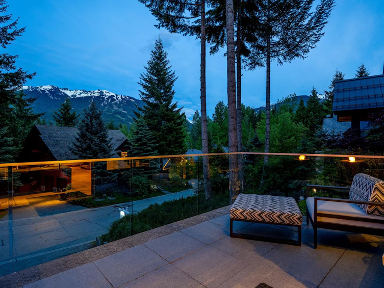 7441 Treetop Lane, Whistler, BC, V8E 0E9 - 28