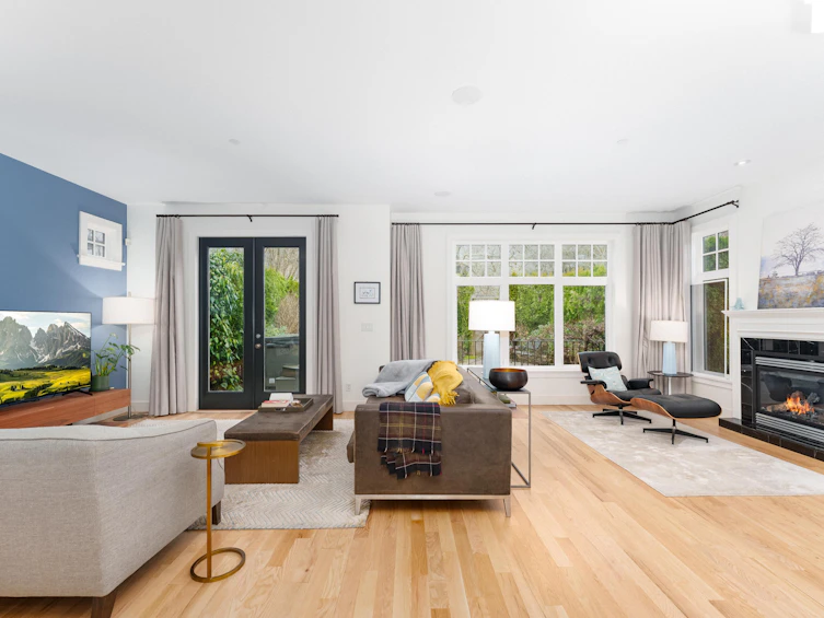 3039 Courtenay Street, Vancouver, BC, V6R 3X8 - 2