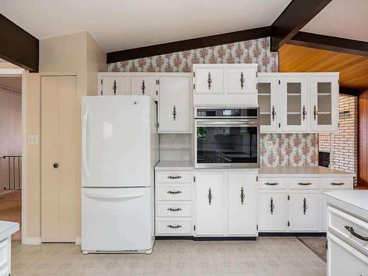9987 Fairbanks Crescent, Chilliwack, BC, V2P 5L9 - 10