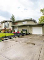 9987 Fairbanks Crescent