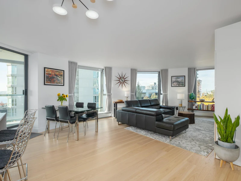 502 - 120 W 2nd Street, North Vancouver BC V7M 1C3