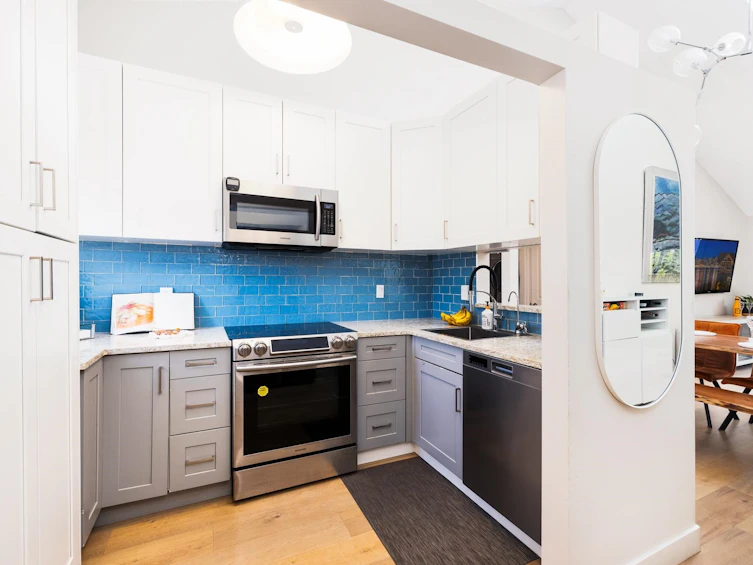 409-1363 Clyde Avenue, West Vancouver, BC, V7T 2W9 - 8