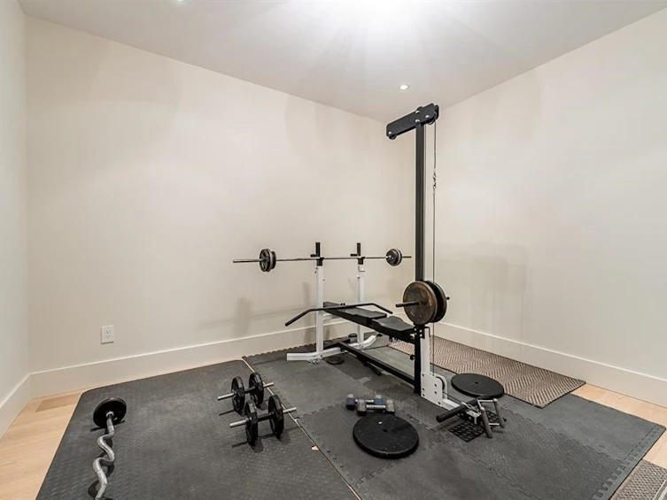 14448 Blackburn Crescent, Surrey, BC, V4B 3A4 - 32