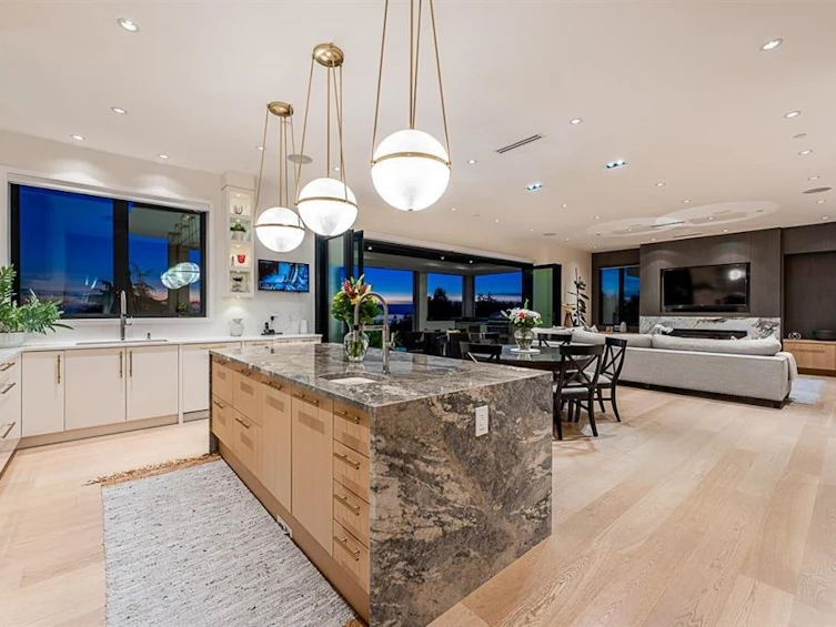 14448 Blackburn Crescent, Surrey, BC, V4B 3A4 - 9