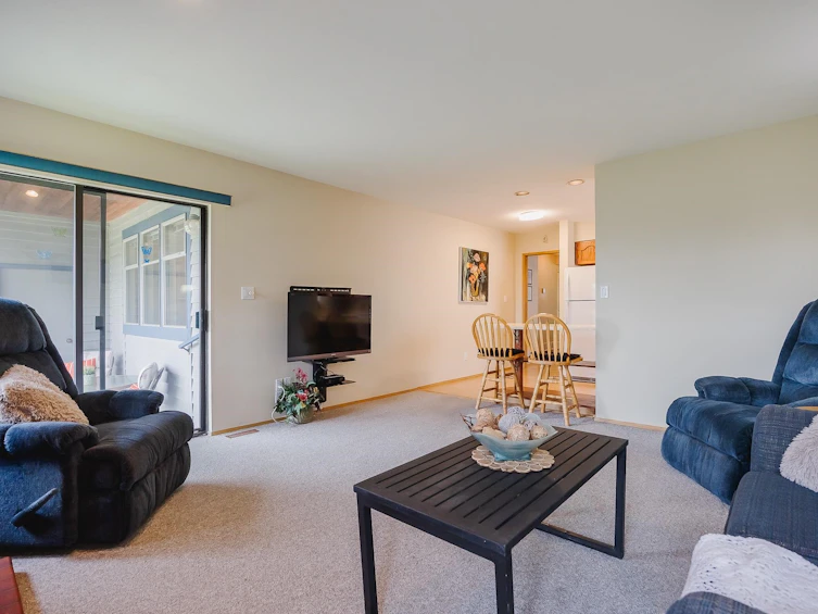 14586 89 Avenue, Surrey, BC, V3R 8B2 - 11