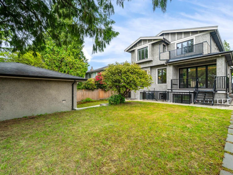 1718 W 61st Avenue, Vancouver, BC, V6P 2C3 - 36