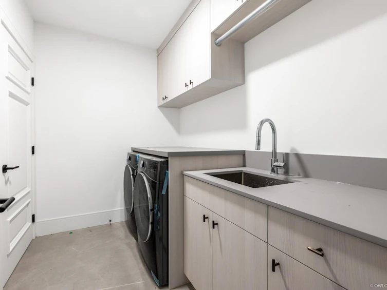1718 W 61st Avenue, Vancouver, BC, V6P 2C3 - 32