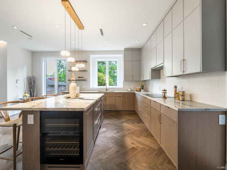 1718 W 61st Avenue, Vancouver, BC, V6P 2C3 - 11