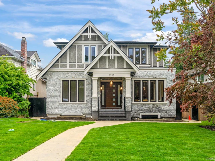 1718 W 61st Avenue, Vancouver, BC, V6P 2C3