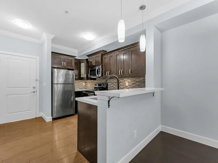 415-13897 Fraser Highway, Surrey, BC, V3T 0G8 - 7
