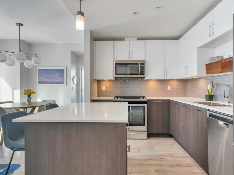 325-13040 No. 2 Road, Richmond, BC, V7E 0C4 - 5