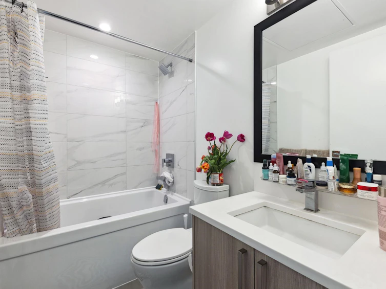 1117-13350 Central Avenue, Surrey, BC, V3T 0S1 - 11