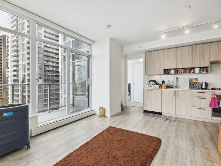 1117-13350 Central Avenue, Surrey, BC, V3T 0S1 - 2