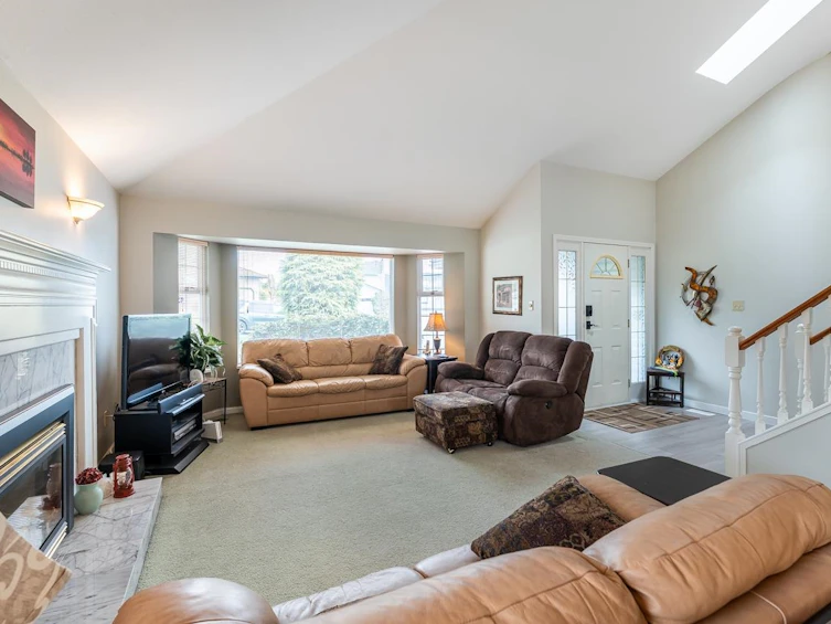2752 Westlake Place, Coquitlam, BC, V3C 5J8 - 3