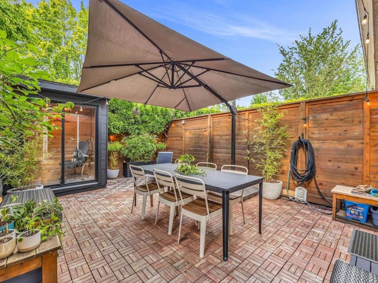150 W 16th Avenue, Vancouver, BC, V5Y 1Y7 - 29