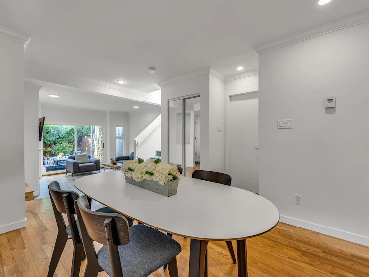 150 W 16th Avenue, Vancouver, BC, V5Y 1Y7 - 17