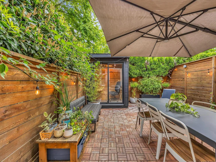 150 W 16th Avenue, Vancouver, BC, V5Y 1Y7 - 2