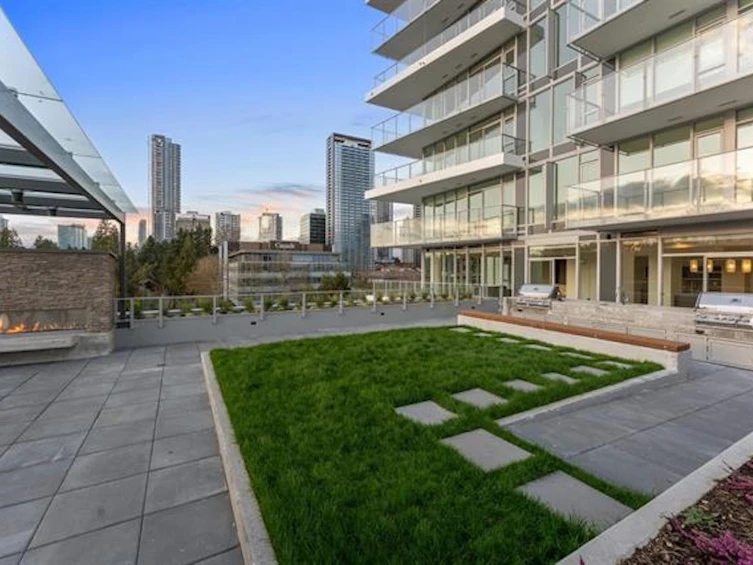 2408-9675 King George Boulevard, Surrey, BC, V3T 0T7 - 8