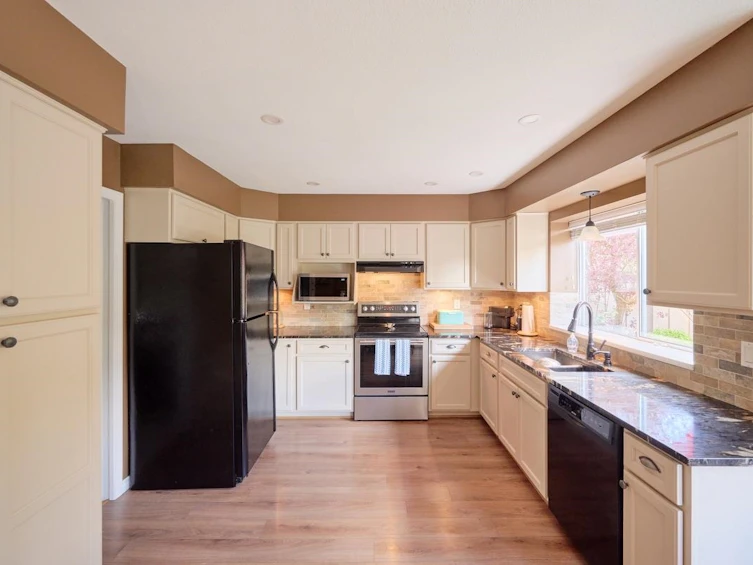 16367 S Glenwood Crescent, Surrey, BC, V4N 1V4 - 17