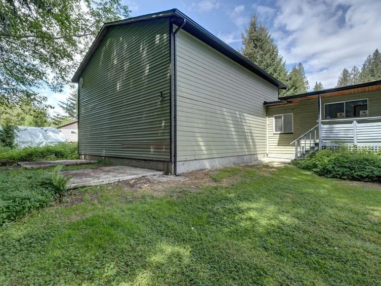 3295 Kraus Road, Roberts Creek, BC, V0N 2W2 - 26