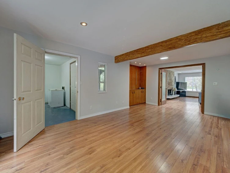 3295 Kraus Road, Roberts Creek, BC, V0N 2W2 - 9