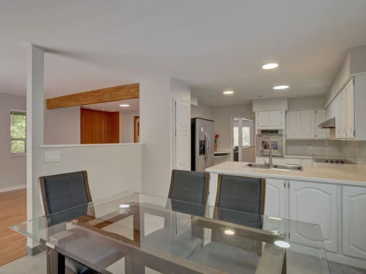 3295 Kraus Road, Roberts Creek, BC, V0N 2W2 - 13