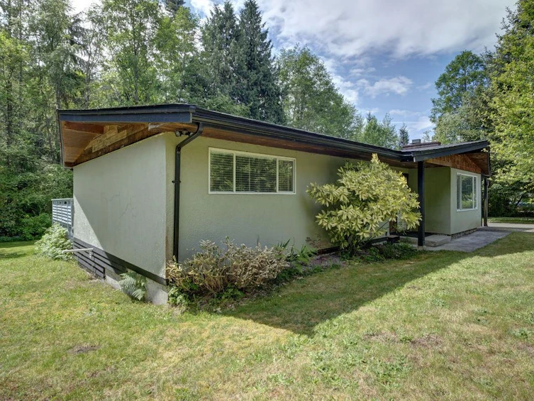 3295 Kraus Road, Roberts Creek, BC, V0N 2W2 - 3