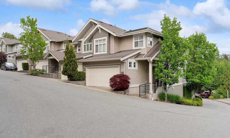 52-11282 Cottonwood Drive