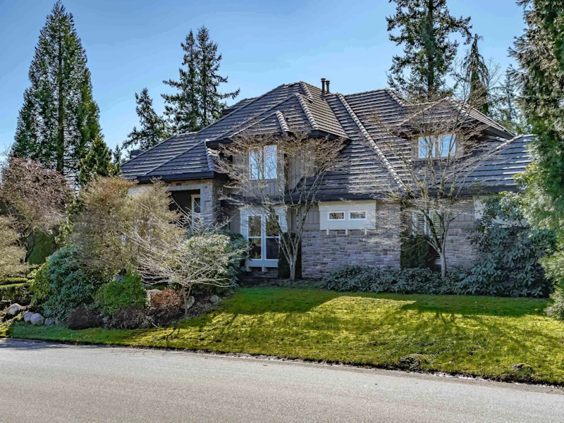 13208 23a Avenue, Surrey BC V4A 9W5