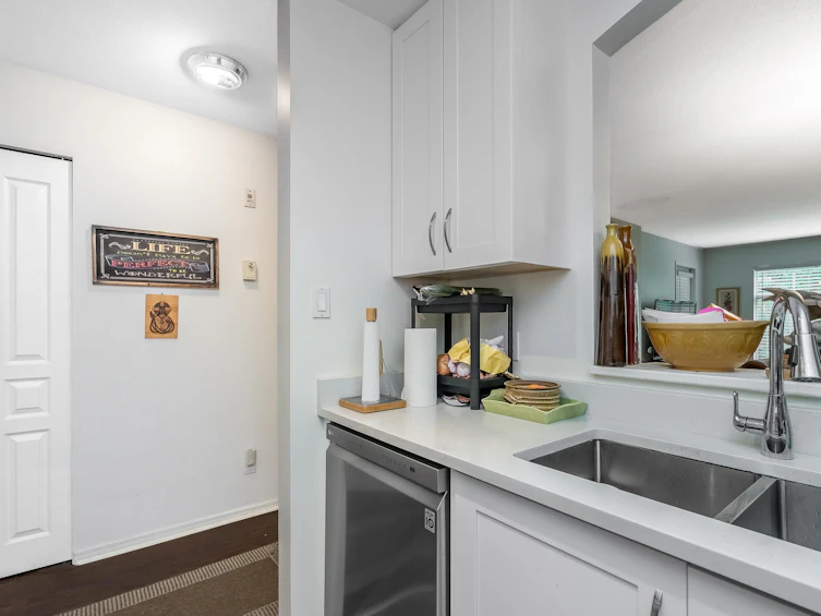 212-8180 Jones Road, Richmond, BC, V6Y 3Z6 - 7