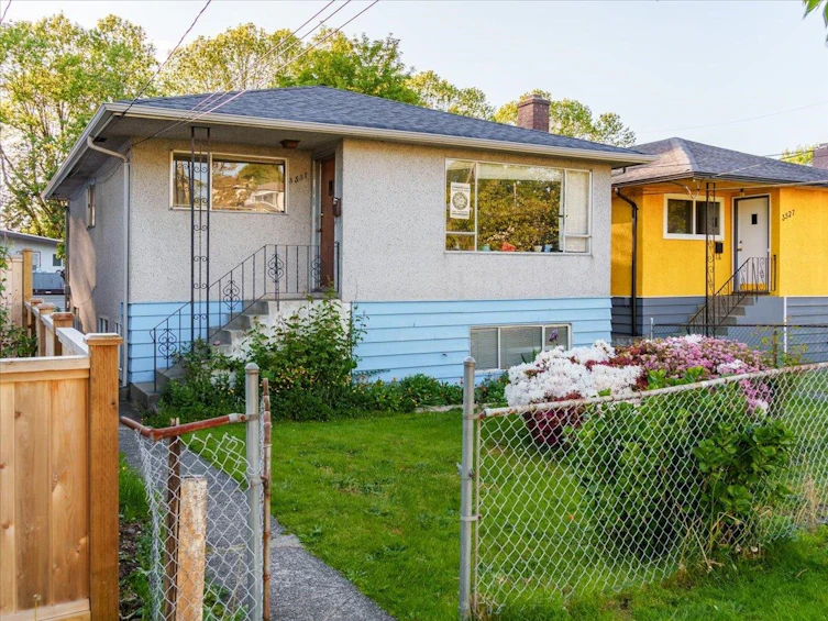3531 Walker Street, Vancouver, BC, V5N 5A9 - 6