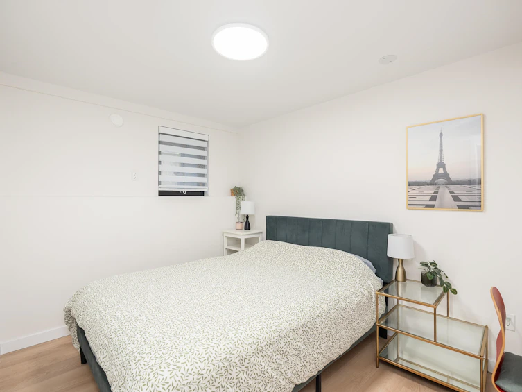 293 W Windsor Road, North Vancouver, BC, V7N 2N2 - 31