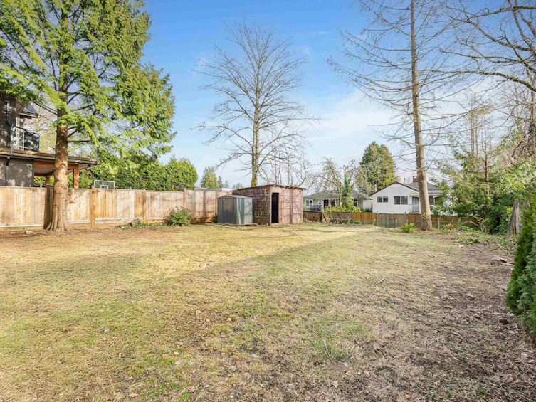 293 W Windsor Road, North Vancouver, BC, V7N 2N2 - 38