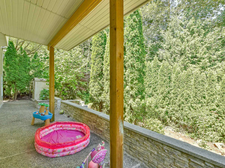 36047 Empress Drive, Abbotsford, BC, V3G 1L2 - 38
