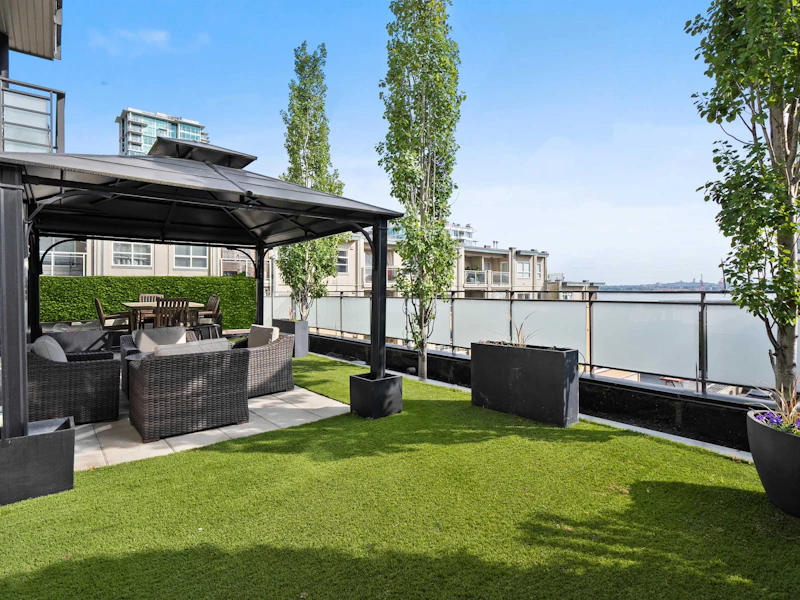 212 - 123 W 1st Street, North Vancouver BC