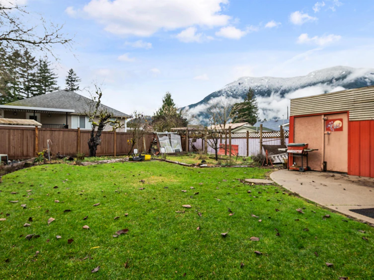 730 7th Avenue, Hope, BC, V0X 1L0 - 30