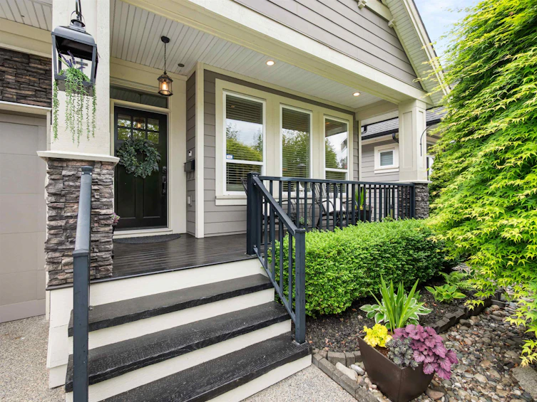 17378 3a Avenue, Surrey, BC, V3Z 2N7 - 2