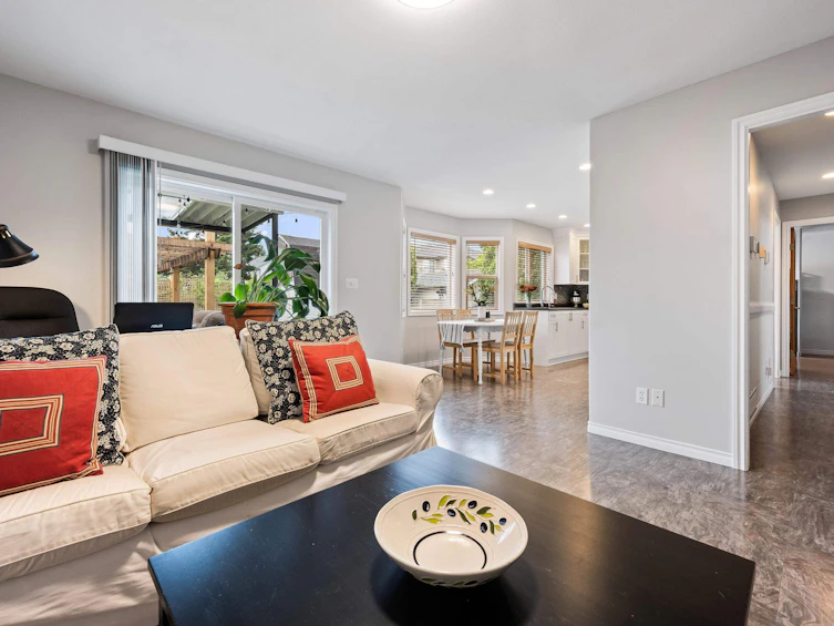 5746 Gillian Place, Chilliwack, BC, V2R 3H7 - 21