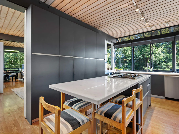 1740 Queens Avenue, West Vancouver, BC, V7V 2X7 - 21
