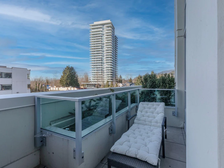 201-1675 Lions Gate Lane, North Vancouver, BC, V7P 3B4 - 11
