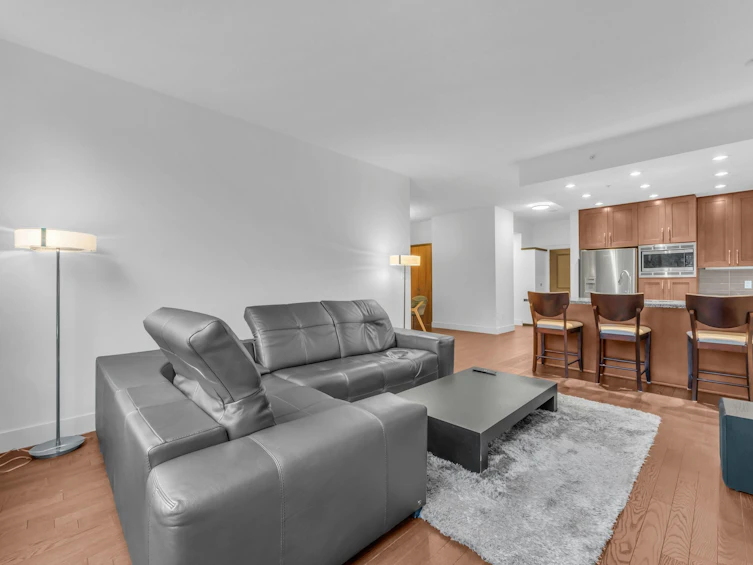 707-1415 Parkway Boulevard, Coquitlam, BC, V3E 0C7 - 3