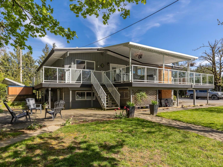 6905 Bradner Road, Abbotsford, BC, V4X 2C6 - 2