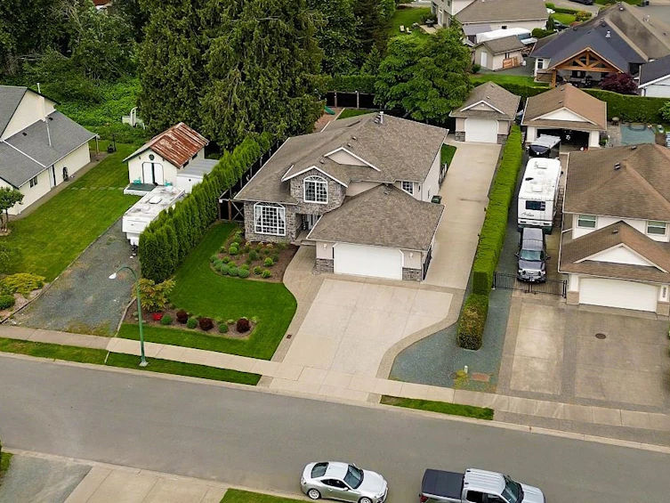10004 Parkwood Drive, Chilliwack, BC, V0X 1X1 - 2