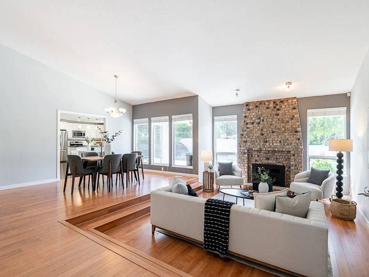 5962 Southpark Close, Surrey, BC, V3X 2B8 - 5