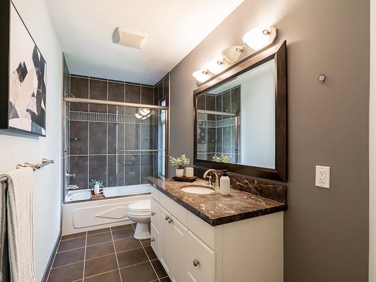5962 Southpark Close, Surrey, BC, V3X 2B8 - 29