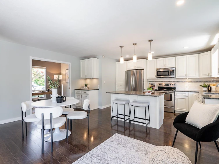 5962 Southpark Close, Surrey, BC, V3X 2B8 - 13