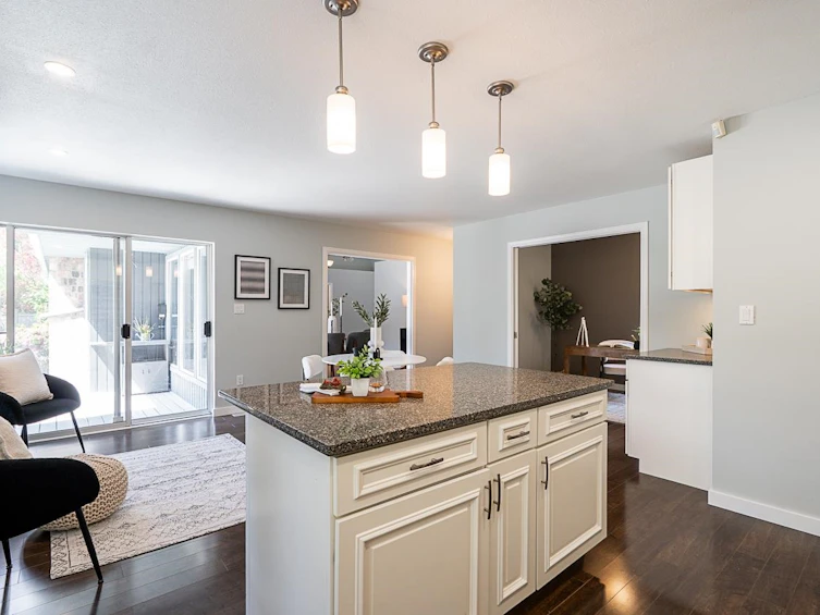 5962 Southpark Close, Surrey, BC, V3X 2B8 - 17