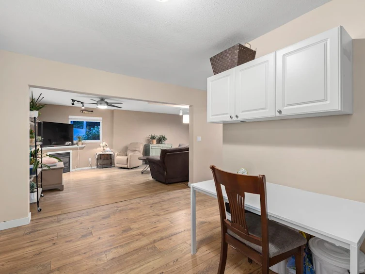 34945 Millar Crescent, Abbotsford, BC, V2S 7K5 - 33