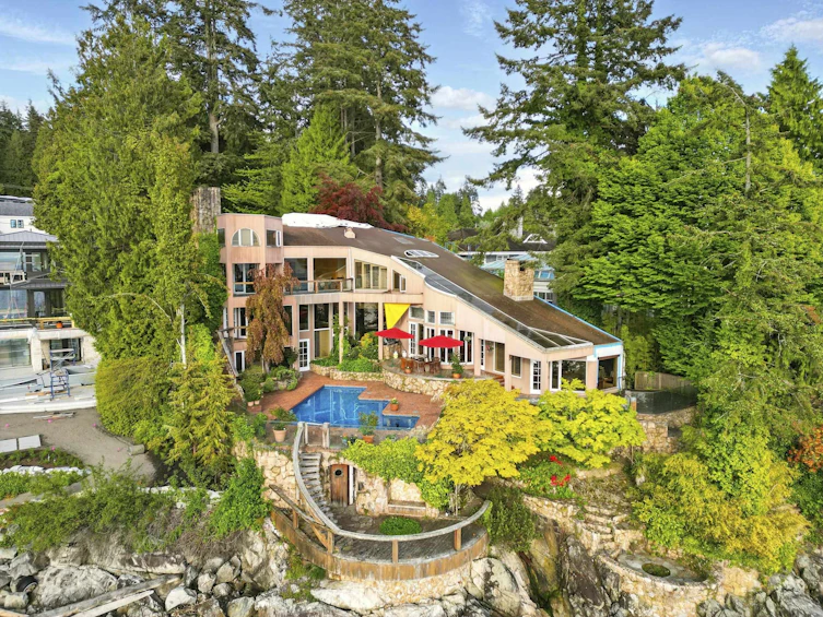 3120 Travers Avenue, West Vancouver, BC, V7V 1G3 - 2